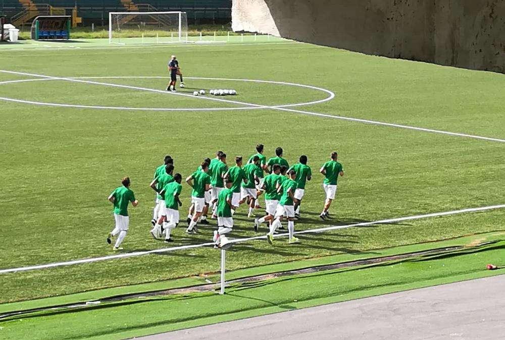 Avellino, oggi la ripresa: De Cesare incontra la squadra