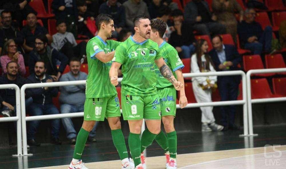 Calcio a 5, domani turno infrasettimanale: Sandro Abate a caccia dei playoff contro Pesaro