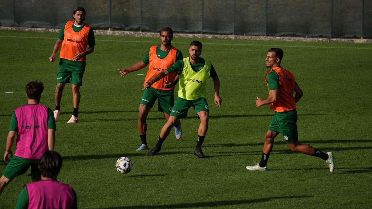 Avellino, oggi il primo test pre-campionato. Rifinitura mattutina: due assenti, Daffara in gruppo