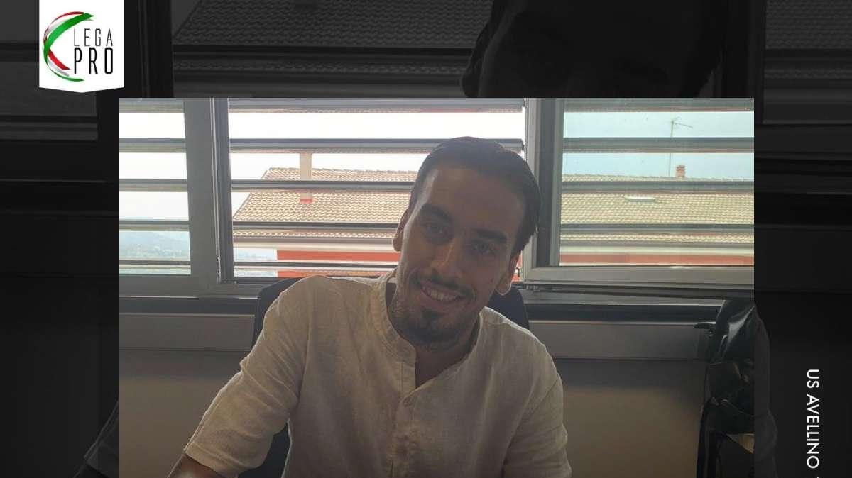 Avellino, ufficiale l'ingaggio di Emanuele Adamo. Contratto biennale
