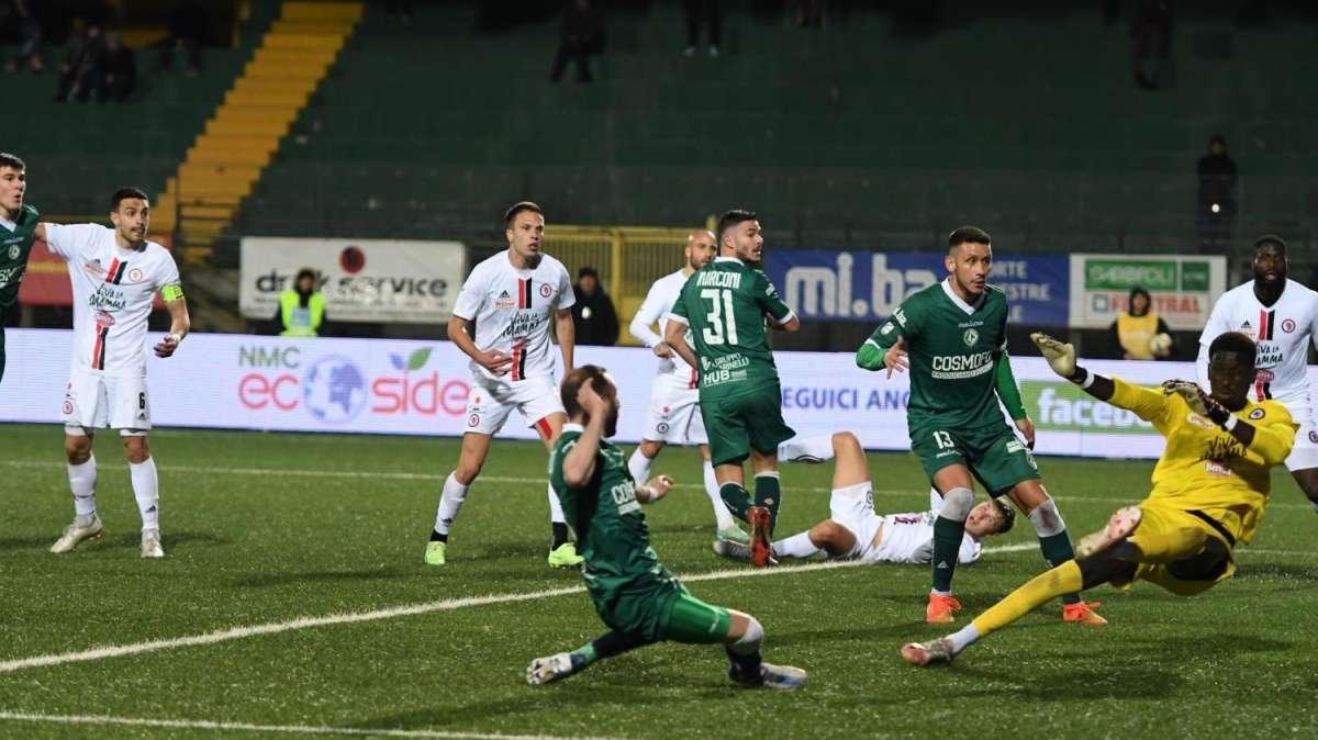 Fidelis Andria-Avellino 1-0, le pagelle: Di Gaudio illumina il buio, Tounkara delude ancora. D'Angelo, fallo da terza categoria