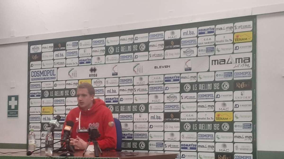 Sipos: "Il mio obiettivo è arrivare a 10 gol per vincere una cena. Esultanza? Non controllo le emozioni"