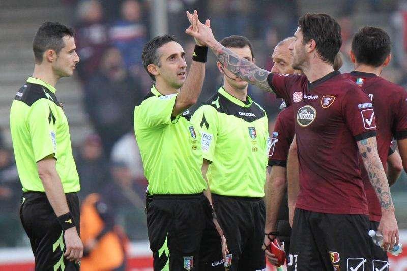 Avellino e Aureliano, i precedenti con l'arbitro bolognese