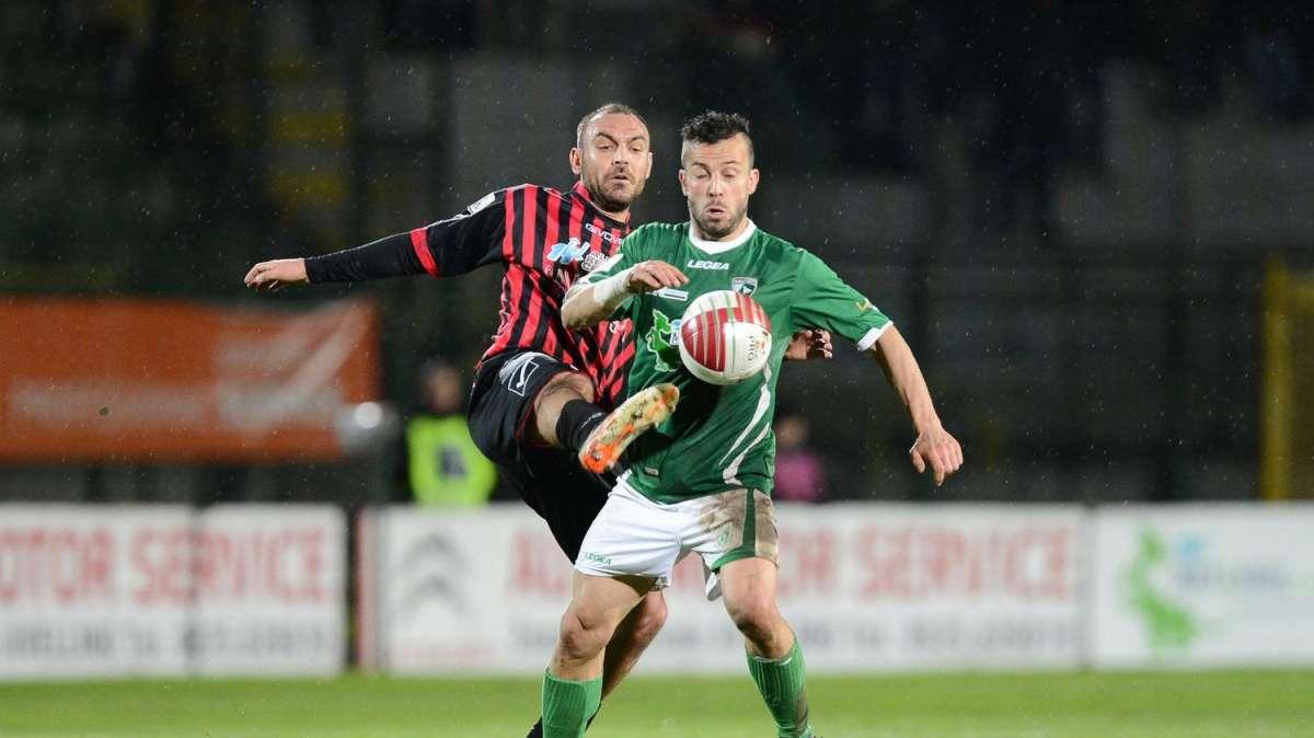 Allenamento pomeridiano, gruppo al completo per mister Rastelli