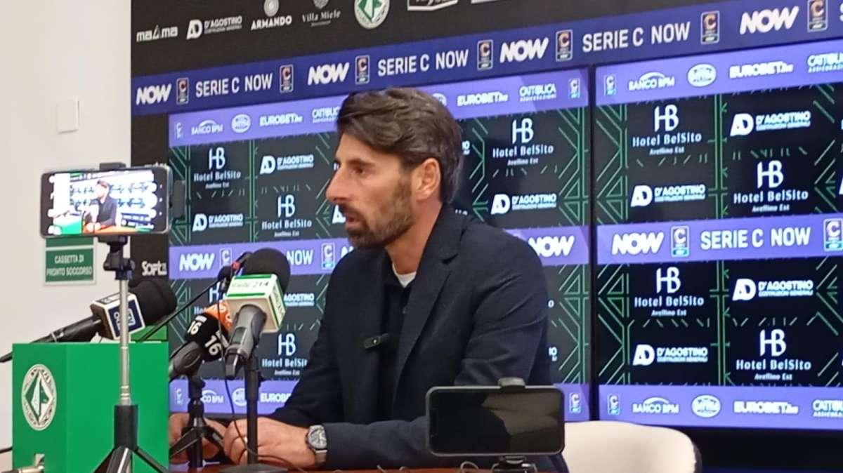 Casertana, Iori: "Siamo mancati in tutto. L'Avellino già è forte, noi gli abbiamo facilitato le cose. Partita non giocata"