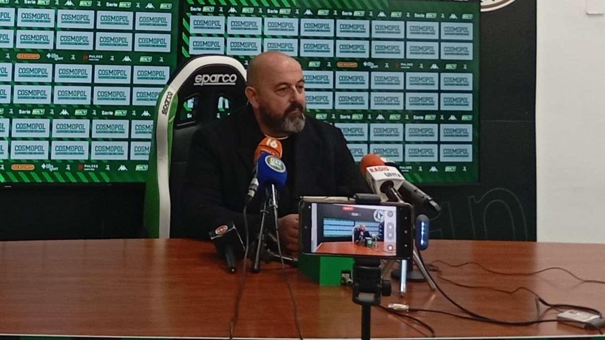 Aiello: "Non siamo preoccupati, la squadra è viva. C'è bisogno della massima attenzione in Serie B"