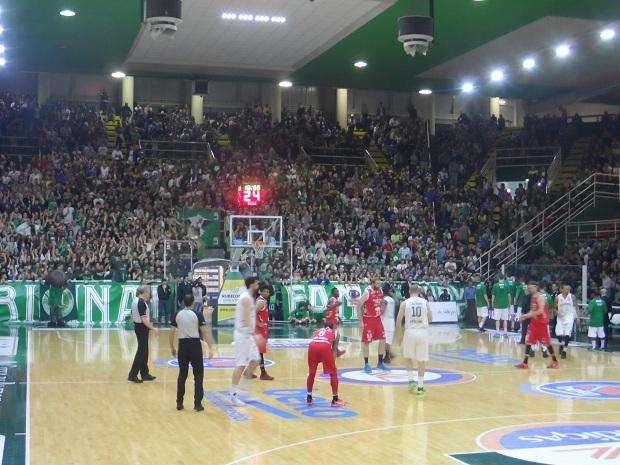 Sidigas Avellino-Pistoia 83-70: Nunnally show, i lupi vincono anche Gara 2