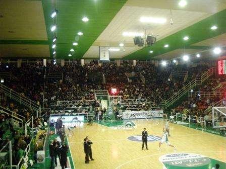 Finale al Pala Del Mauro: La Scandone batte Bologna 87-77