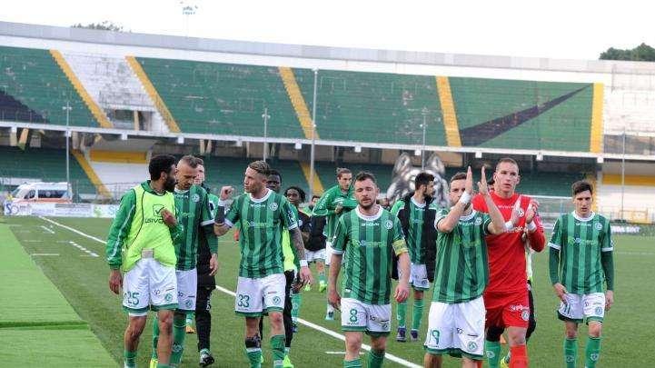 Pasquetta d'oro: l'Avellino espugna Pisa, decide Laverone (0-1)