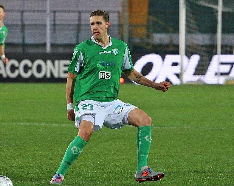 Seduta mattutina per l'Avellino: lavoro ridotto per Angeli, assenti in due