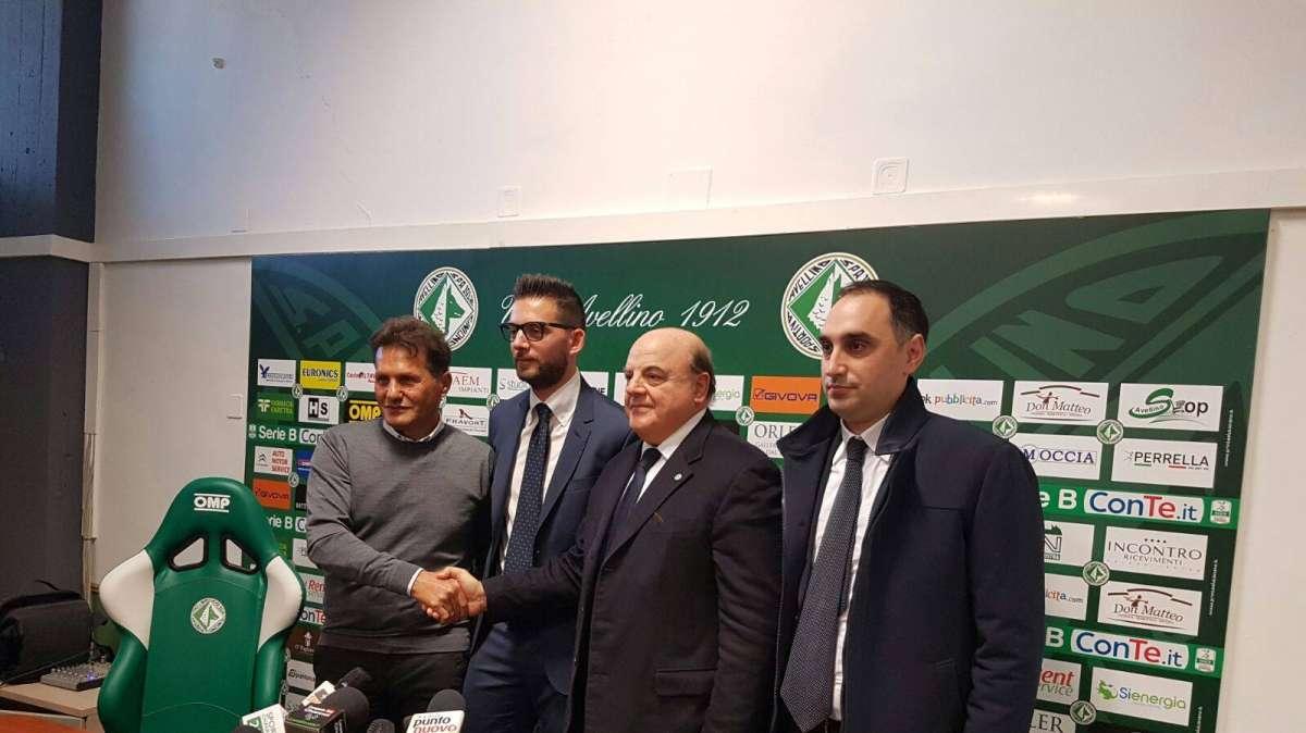 Da Milano nessun annuncio in entrata: Avellino al lavoro sul fronte terzino sinistro