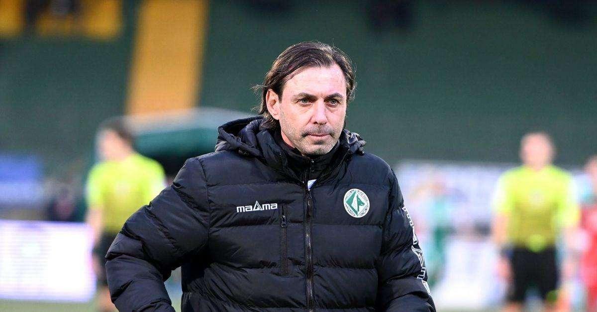 Gautieri: "Il Foggia va affrontato con attenzione, ma anche loro devono rispettarci. Andremo per vincere e consolidare la nostra posizione"