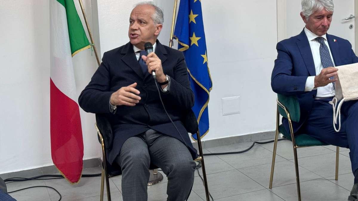 Piantedosi cuore biancoverde: "Salvini? L'Avellino ha monopolizzato la mia attenzione nel fine settimana"