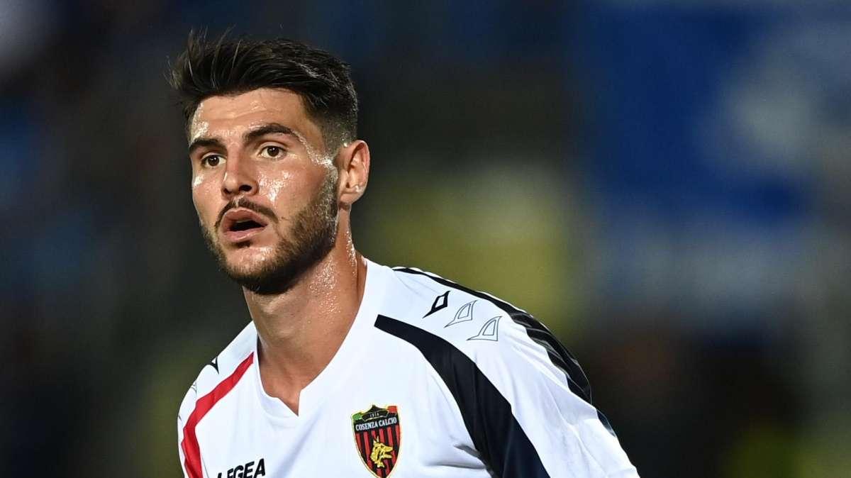 Ferrari (ag. Carraro): "Sentirò Perinetti, è un calciatore che suscita il suo interesse"
