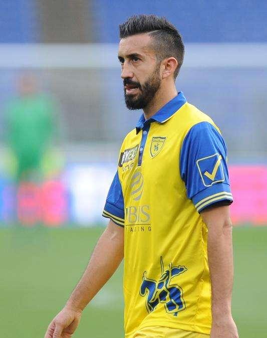 SI - L'Avellino vuole Pinzi: proposto un biennale al centrocampista del Chievo Verona 