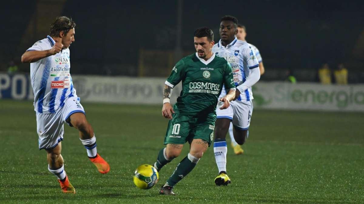 L'Avellino fallisce l'esame di maturità: Russo illude, il Cerignola ne fa tre e vince (3-1)