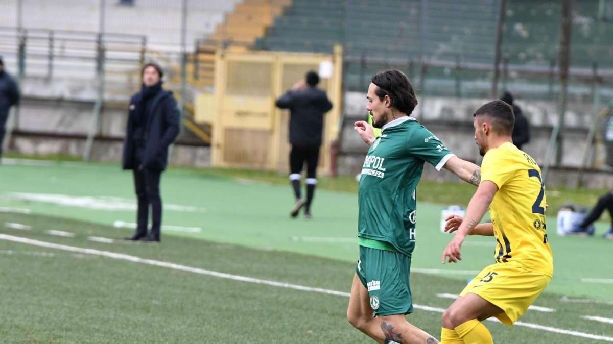 UFFICIALE - D'Angelo saluta l'Avellino e passa al Crotone