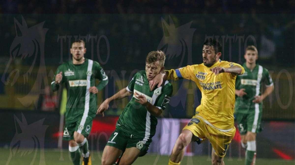 Avellino, molto vicino il ritorno di Armando Vajushi. Ma dovrà uscire un giocatore