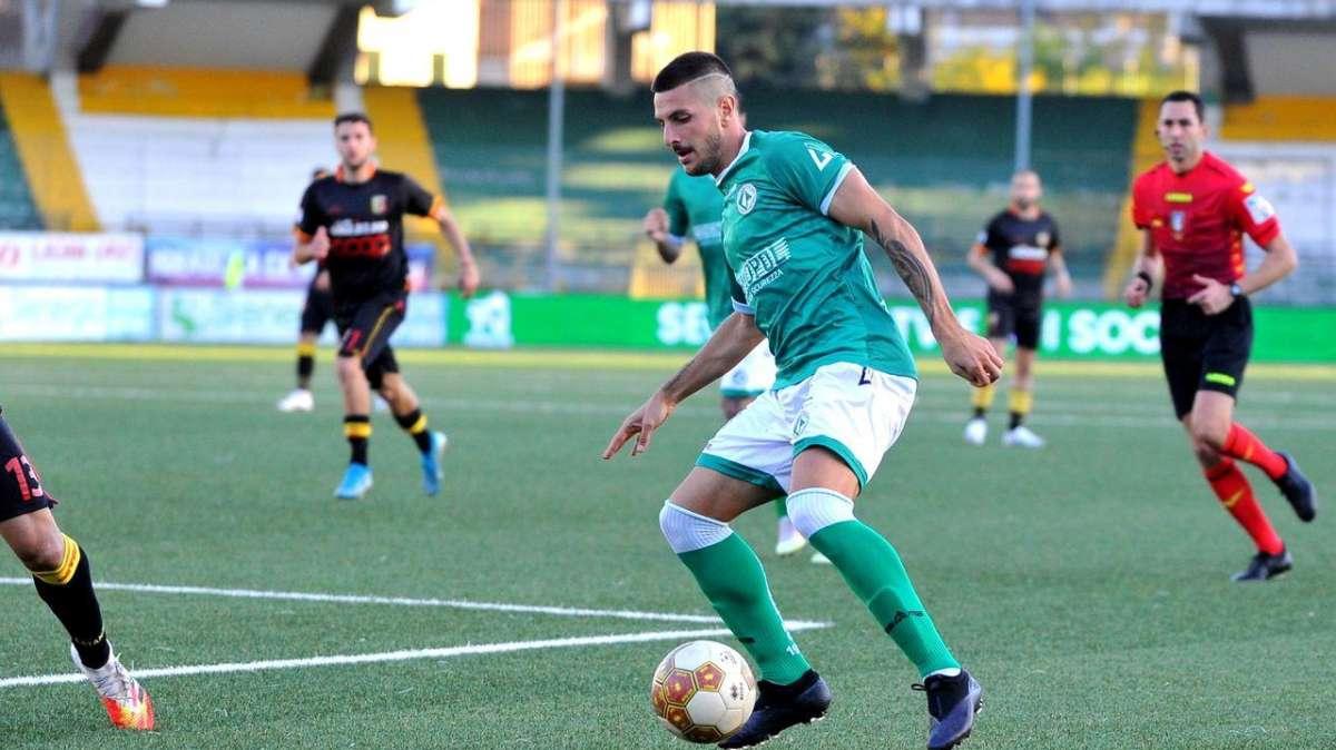 Avellino-Bisceglie 4-2, le pagelle: Fella in giornata di grazia, Tito dispensa assist. Si è sbloccato Santaniello