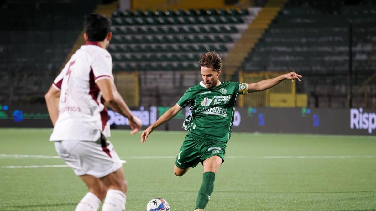 Avellino, da domani si pensa all'Arezzo. Attesa per la prevendita