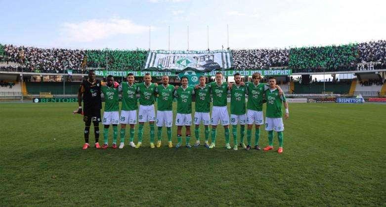 Vota il migliore Avellino della storia - Seconda semifinale: l'Avellino 2014-2015 è in finale, beffato l'Avellino 2004-2005
