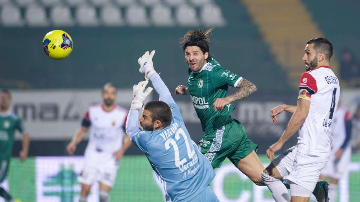 Patierno: "Dispiace per qualche chiacchiericcio, i tifosi sono un valore aggiunto"