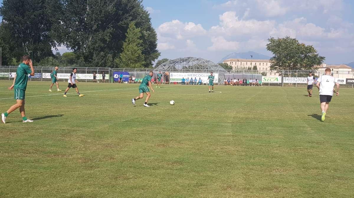 L'Avellino gioca a tennis con la Rappresentativa Mista: doppio Ricciardi, Guadagni in palla