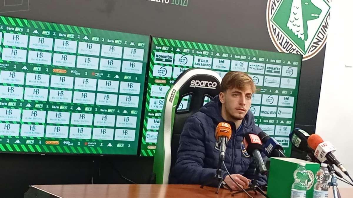 Frosinone, Cichella: "Felice del gol e della vittoria. Avellino? Meriti nostri, siamo stati bravi a indirizzare subito la gara"