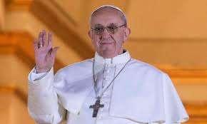 "Habemus pontifex, habemus promotionem": anche Papa Francesco porta fortuna ai lupi