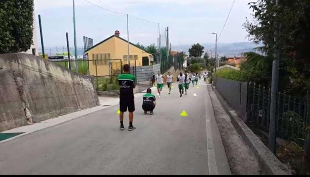 Avellino, il report dell'allenamento mattutino: La Porta torchia i lupi, si ferma Verde