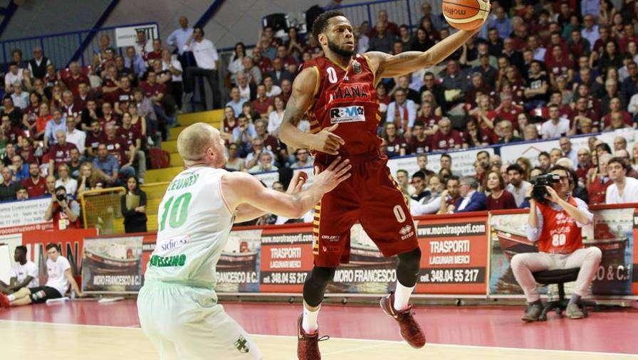Basket - Avellino crolla a Venezia in gara 2. La Reyer si impone 88-77 e pareggia la serie