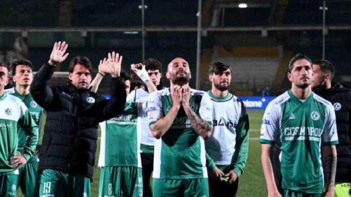 Sirene dalla D per Scognamiglio: non c'è solo la Casertana sul difensore