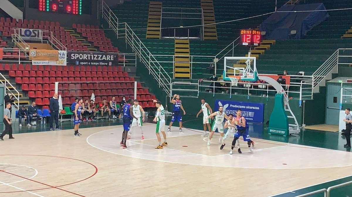 Scandone, occasione salvezza sprecata: Bisceglie vince 64 a 69