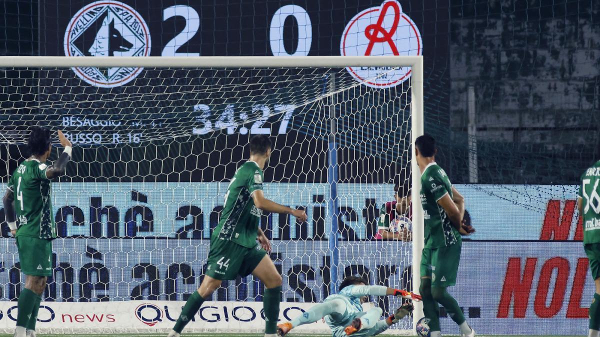 Modena-Avellino 0-1, le pagelle: Martinelli protagonista, la difesa regge, Cheddira rimandato