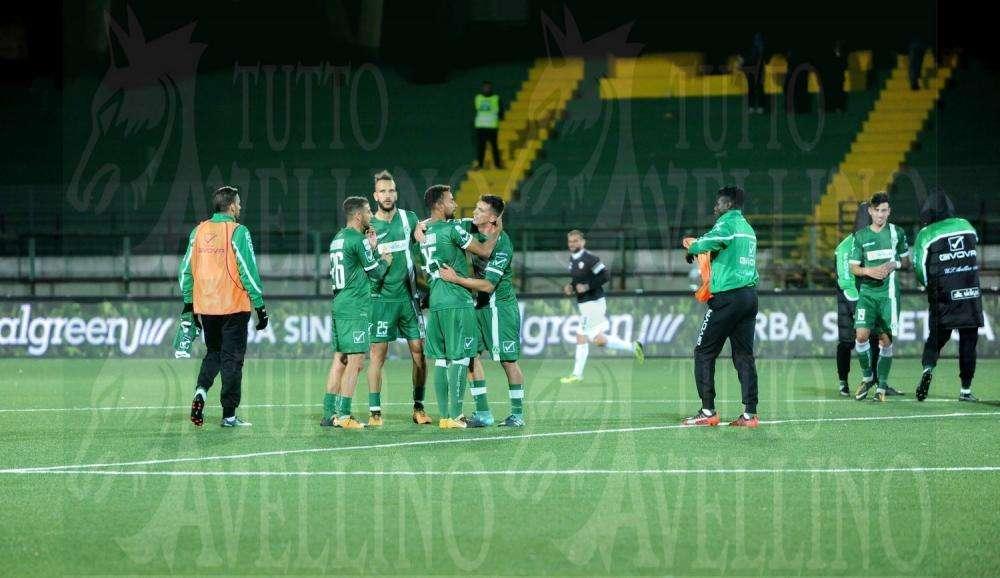 Avellino, doppia seduta di allenamento e infermeria ancora piena