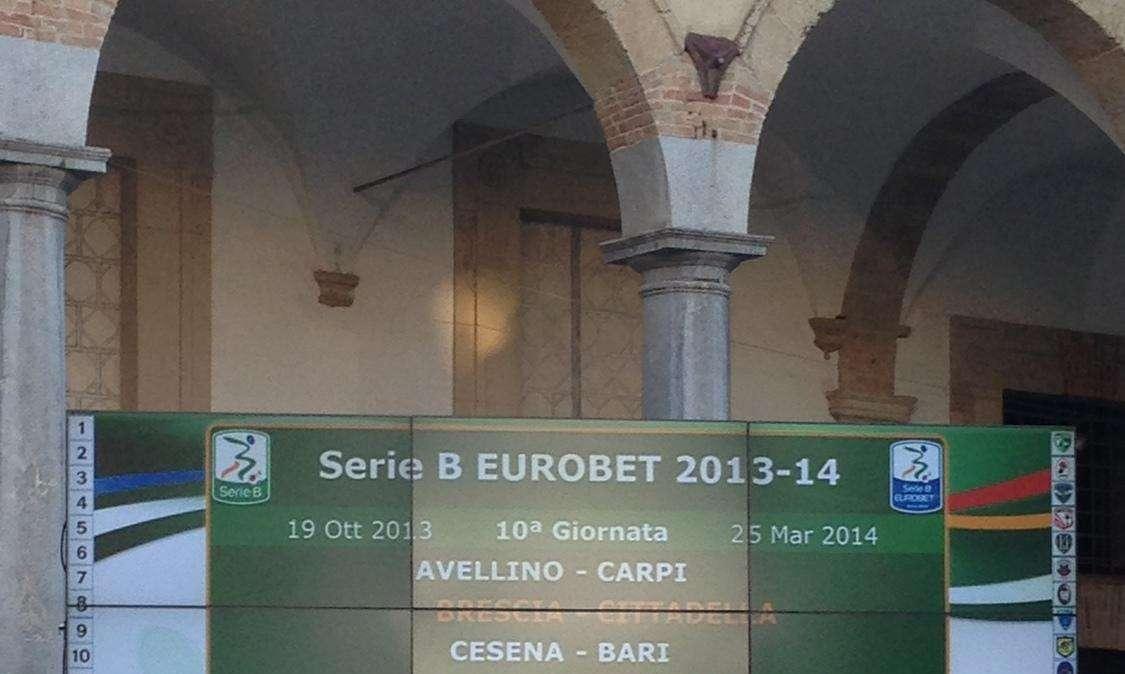 Serie B, arriva l'ok dalla Figc per la panchina lunga