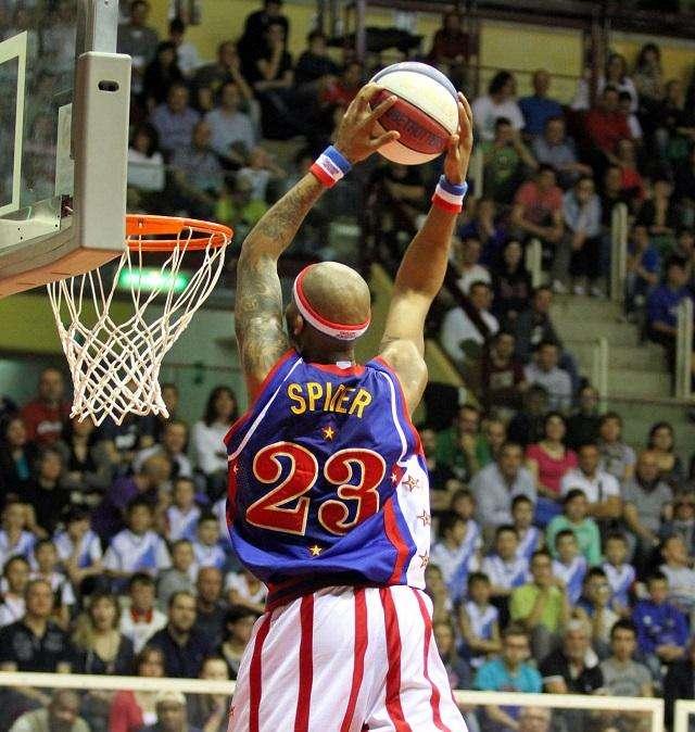 Sabato conferenza stampa di presentazione dello spettacolo degli Harlem Globetrotters