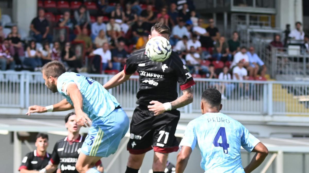 L'Arezzo già fa sul serio: eliminato il Brescia in Coppa. Avanti il Benevento