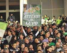Basket - Scandone superstar: cadono gli imbattibili, Milano al tappeto 85-81 il finale
