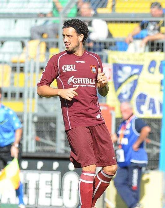 Arrighini in società per la firma 