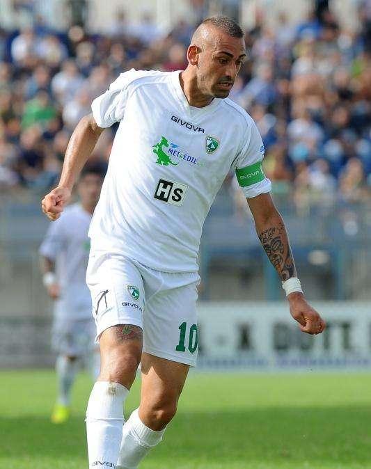 Avellino-Pescara 1-3: Castaldo, che ingenuità! Difesa colabrodo, ok D'Angelo