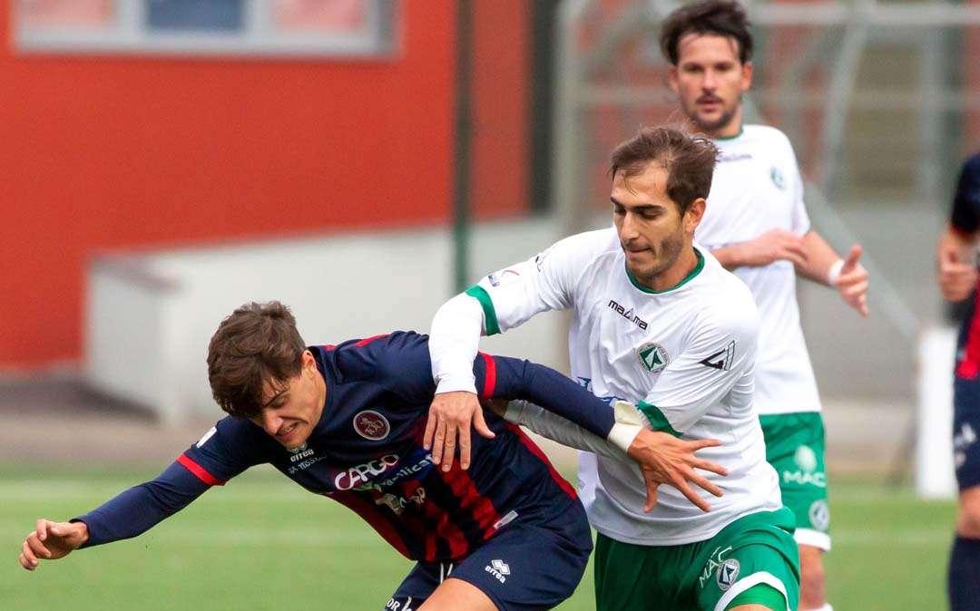 De Francesco: "Bravi a stringere i denti anche in 10. Il Padova? Sarà un'altra battaglia ma siamo pronti"