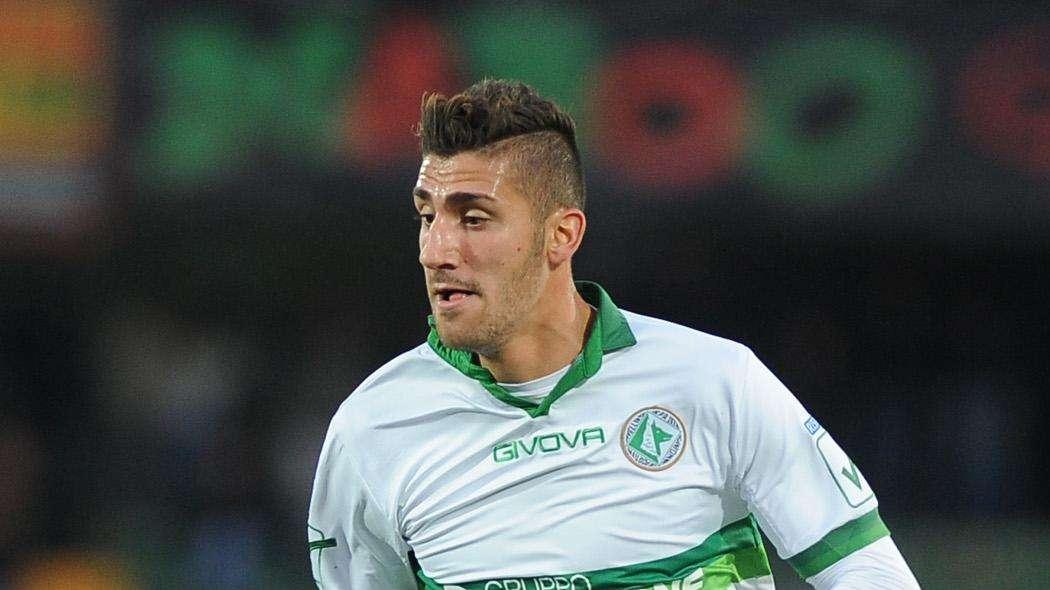 Il Mattino: "Avellino solido, pari meritato". Russo il migliore, Trotta insufficiente