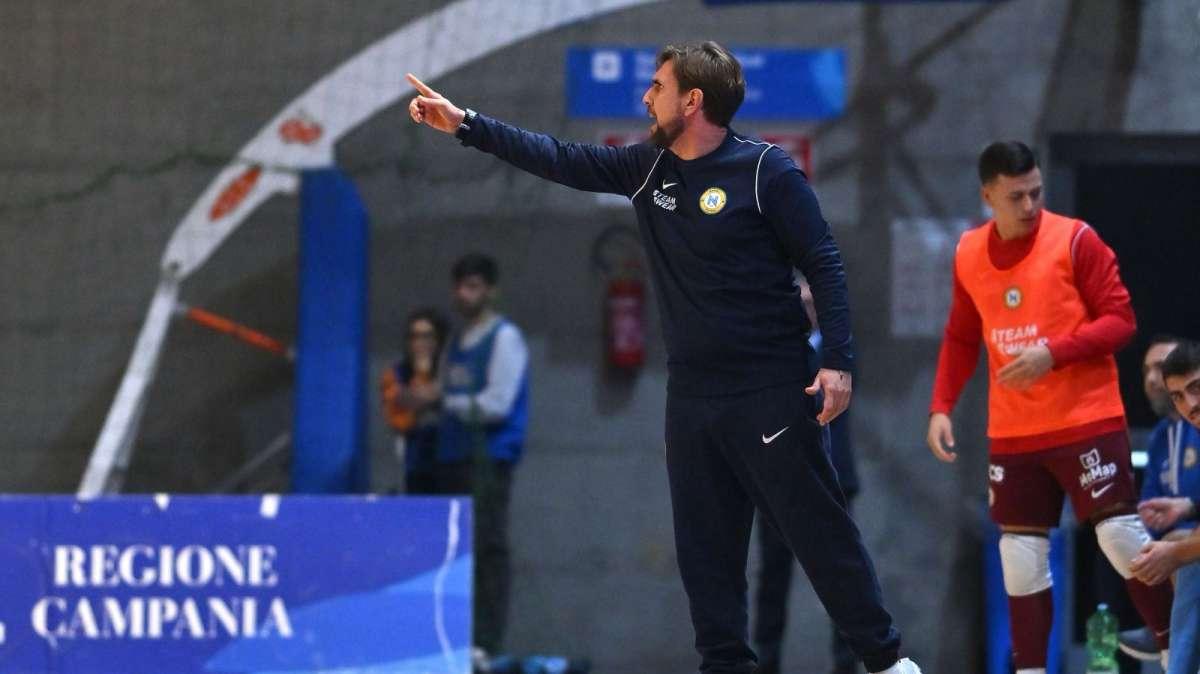 Napoli Futsal, Ferri: "Contro la Sandro Abate gara molto complicata su un campo ostico"