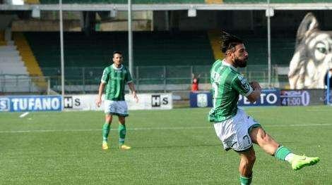 Verde: "Avevo qualche problema fisico, ora sto bene. Avellino merita la A"