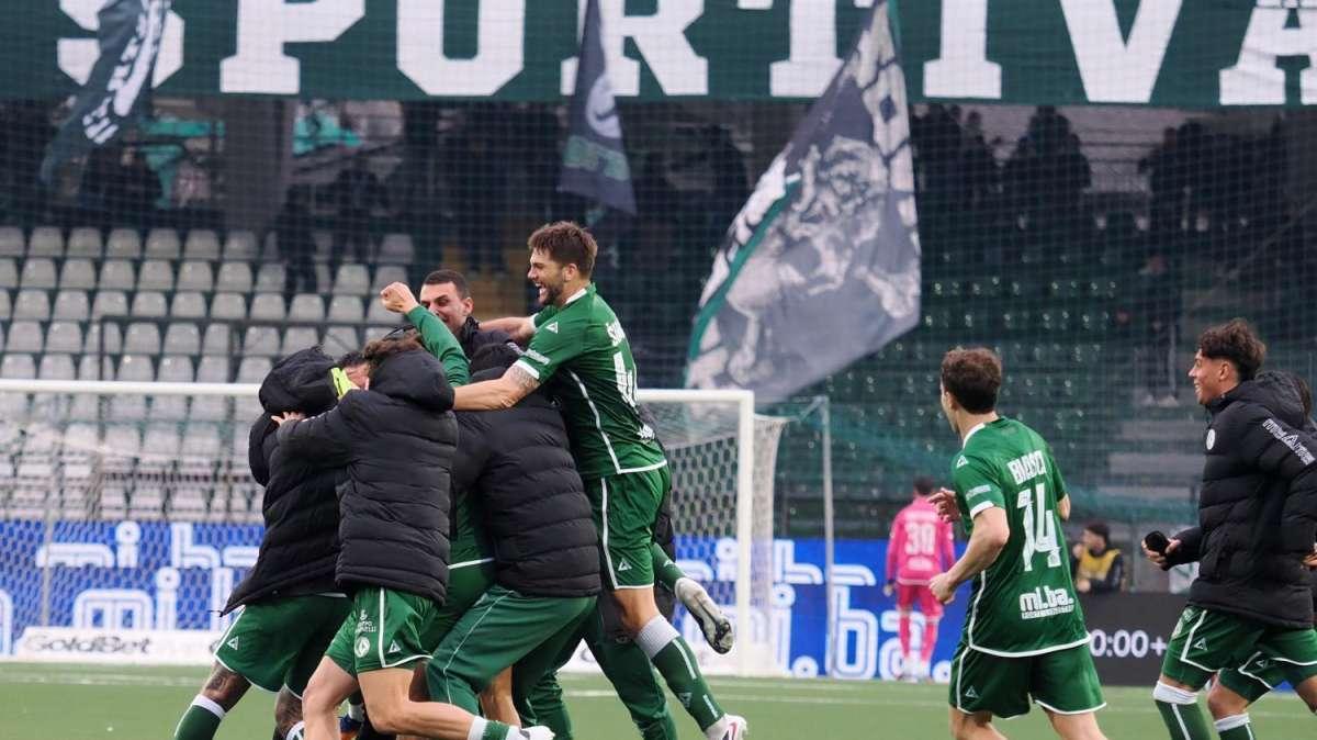 Avellino, Ballardini ne porta 24 a Chiavari: in 4 saltano l'Entella, ma c'è un recupero