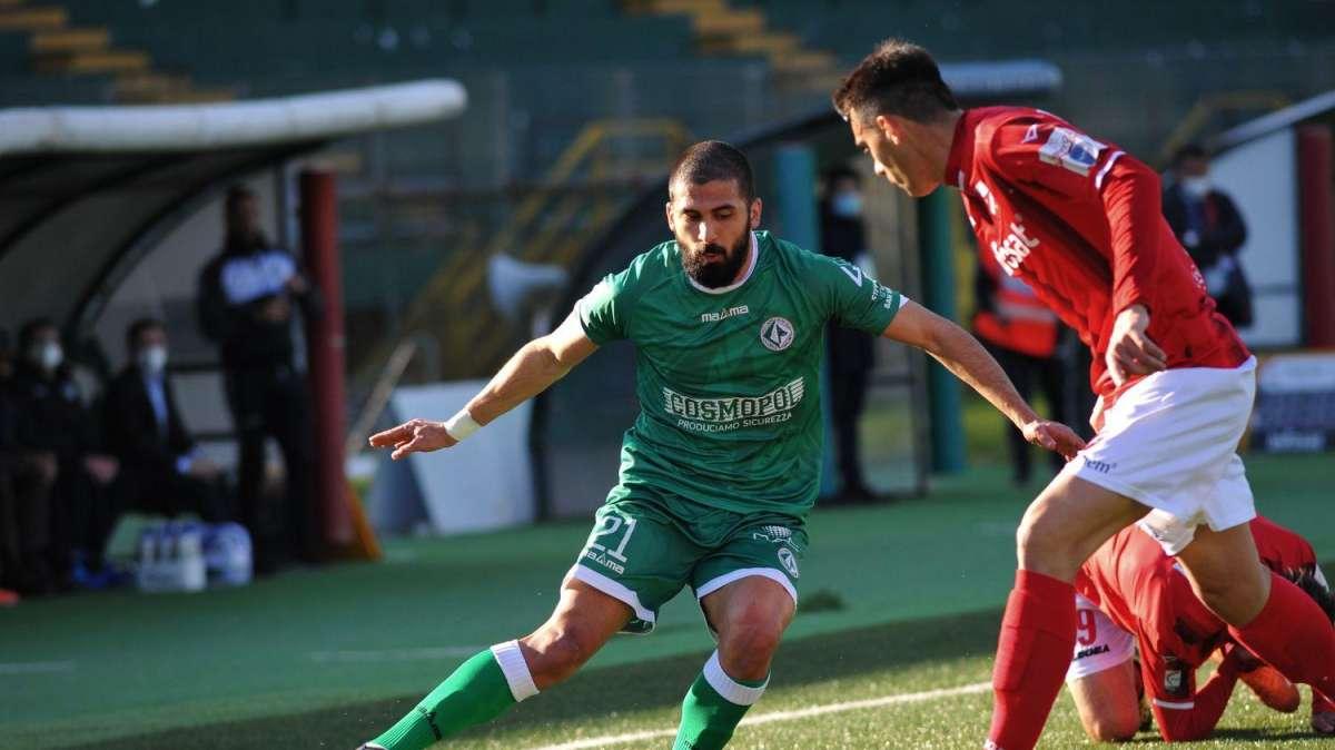 Cavese-Avellino 1-1, le pagelle: Carriero è spiritato, Rizzo non ingrana. Fella: un lampo e basta