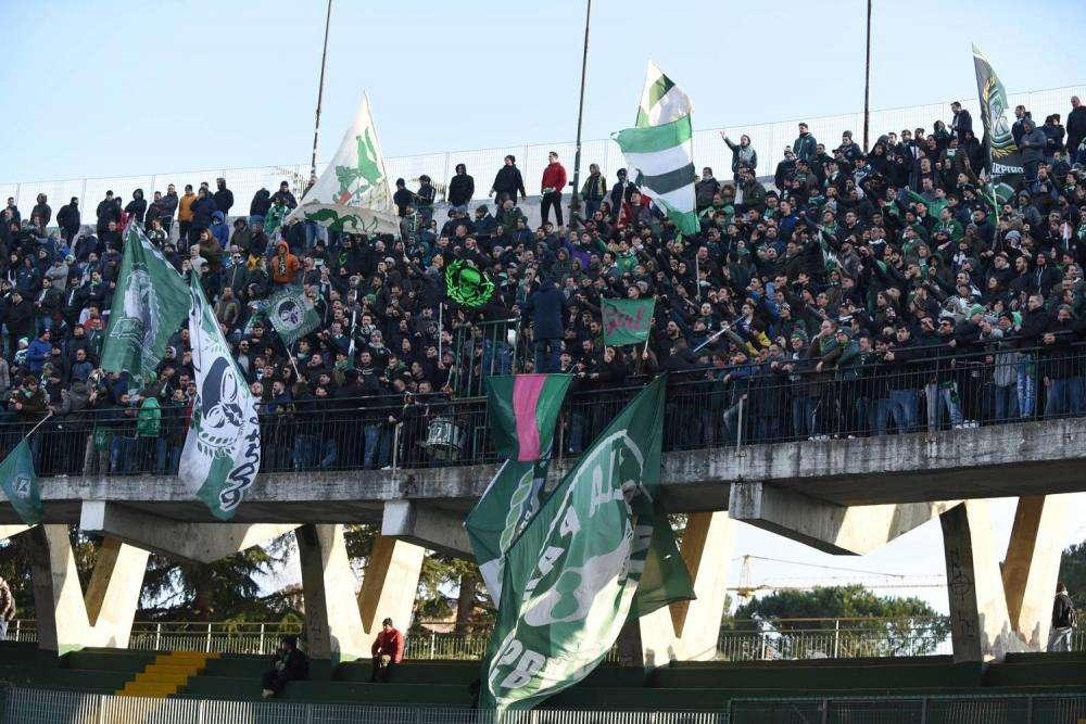 Capienza ridotta, appena 750 biglietti di Curva Sud in vendita per Avellino-Cavese