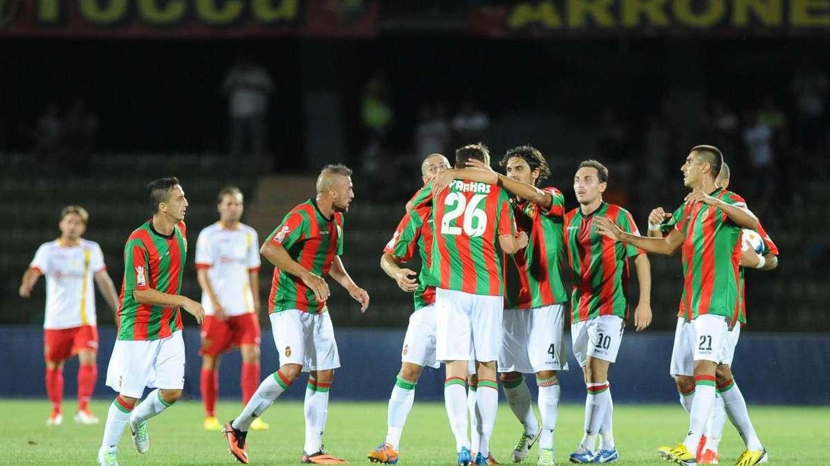 Due acquisti sudamericani per Bari e Ternana. Il Brescia sfoltisce