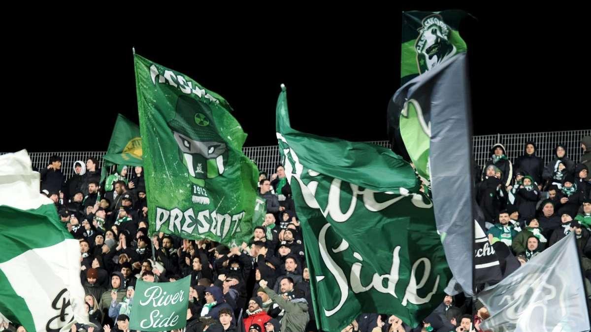 Enrici riacciuffa la Reggiana, ma Tutino si divora la vittoria al 93': 1-1 al Mapei Stadium